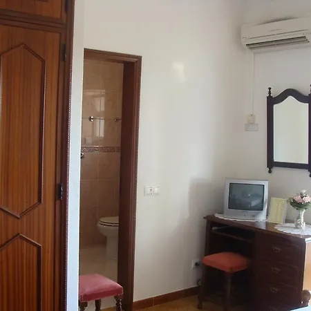 בית הארחה Residencial Vale-mar Armação de Pêra