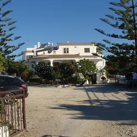 בית הארחה Residencial Vale-mar
