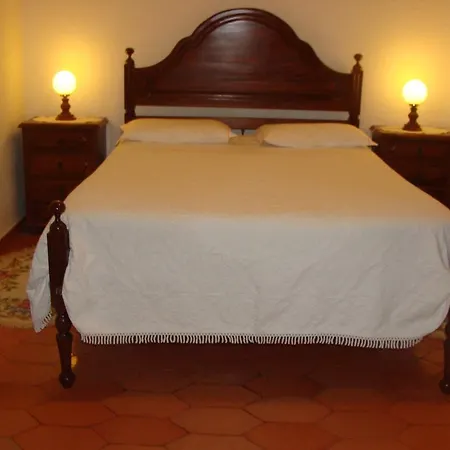 בית הארחה Residencial Vale-mar *