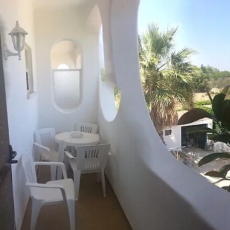 בית הארחה Residencial Vale-mar Armação de Pêra